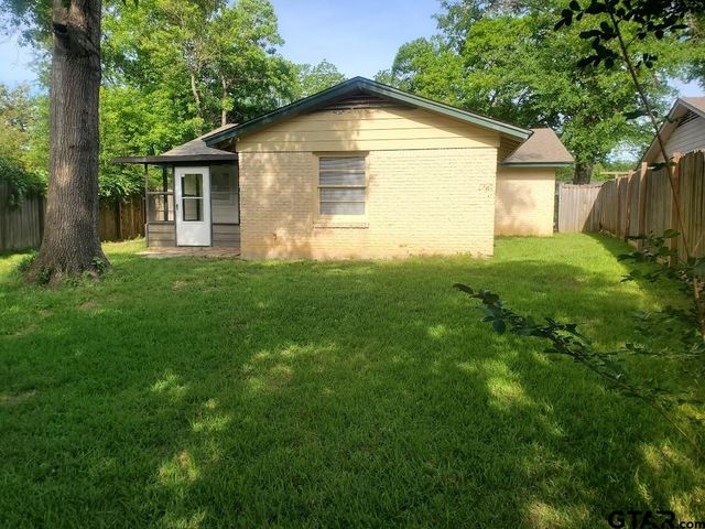 3105 Faith LN, Tyler, TX 75701