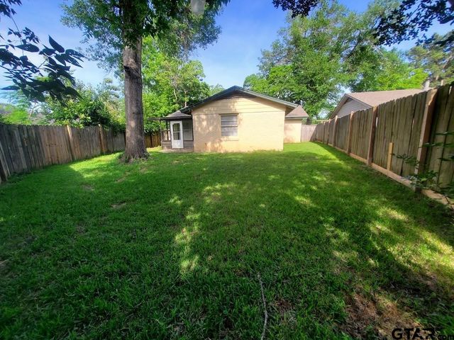 3105 Faith LN, Tyler, TX 75701