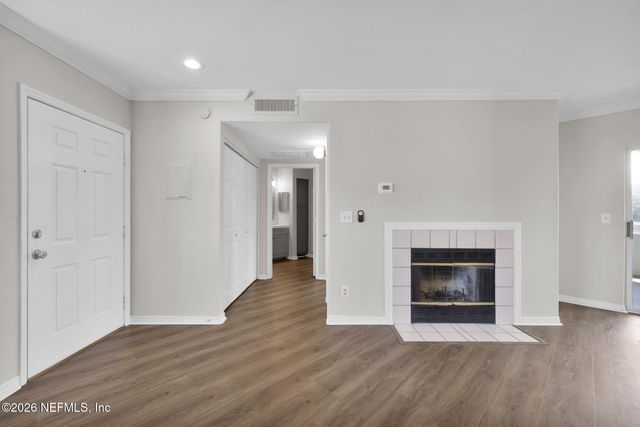 1800 THE GREENS Way 1509, Jacksonville Beach, FL 32250