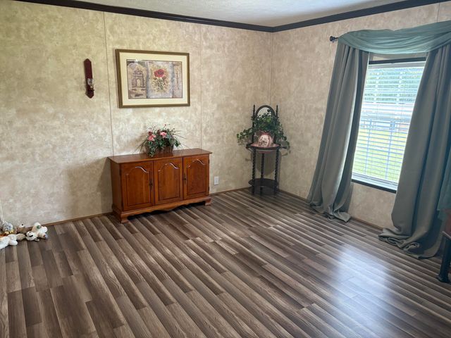 66 Garden Drive, Flat Lick, KY 40935