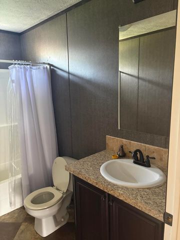 66 Garden Drive, Flat Lick, KY 40935