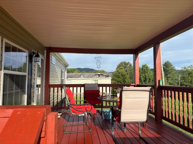 66 Garden Drive, Flat Lick, KY 40935