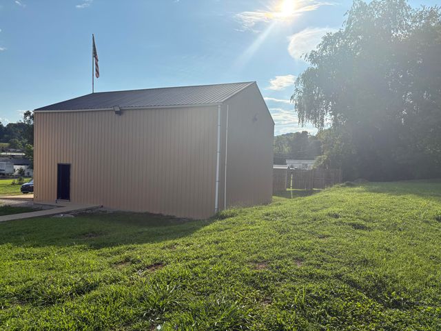 66 Garden Drive, Flat Lick, KY 40935