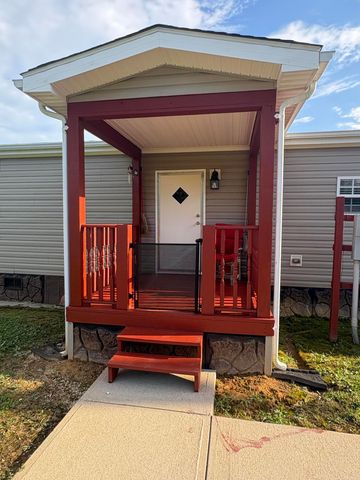 66 Garden Drive, Flat Lick, KY 40935