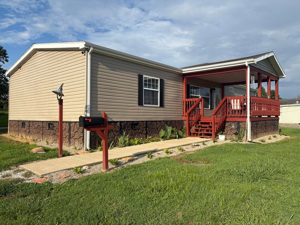 66 Garden Drive, Flat Lick, KY 40935