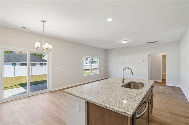 37 Nautilus Avenue, Brunswick, GA 31525