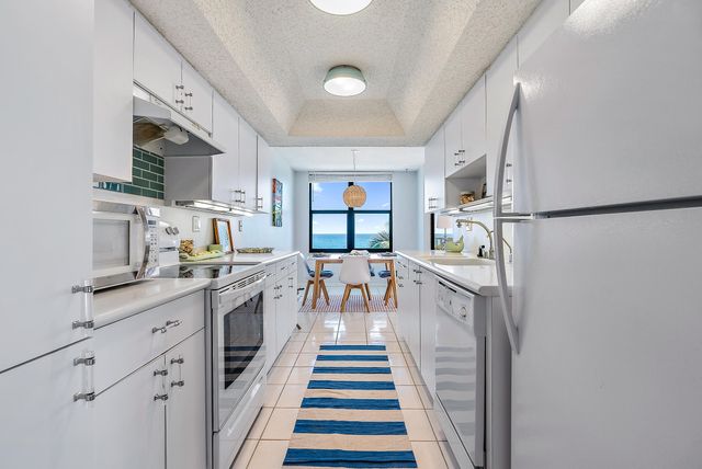 5480 N Ocean Drive A5b, Singer Island, FL 33404