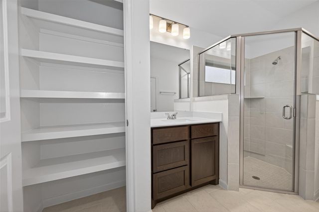 5015 Bowen Prairie Drive, Rosenberg, TX 77471