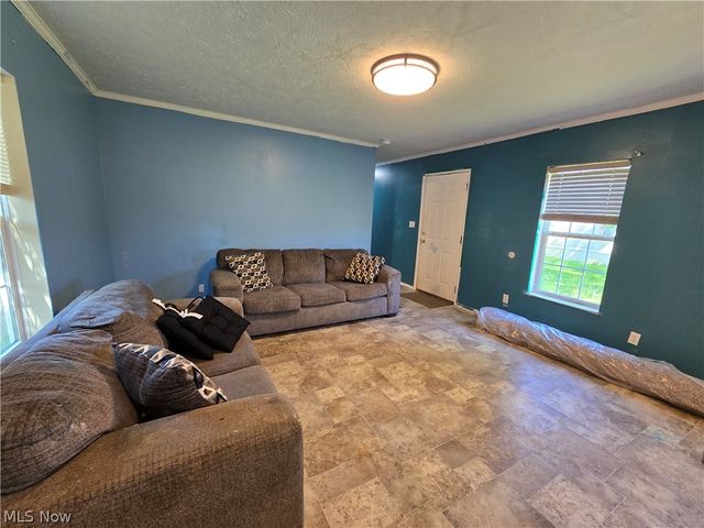 12048 Nicki Lane, Chardon, OH 44024