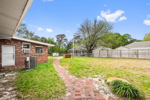 118 Palmetto Avenue, Mary Esther, FL 32569