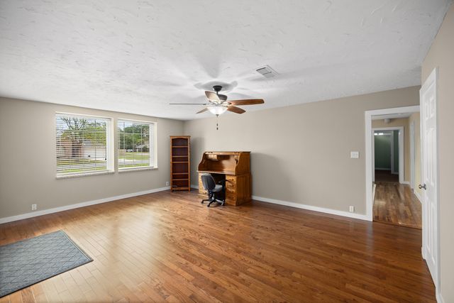 118 Palmetto Avenue, Mary Esther, FL 32569