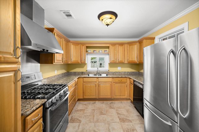 118 Palmetto Avenue, Mary Esther, FL 32569