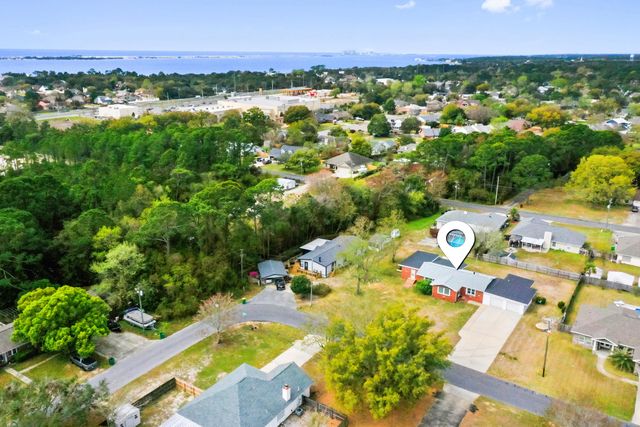 118 Palmetto Avenue, Mary Esther, FL 32569