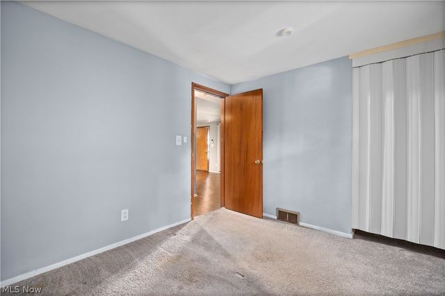 2886 Grant Street, Lorain, OH 44052