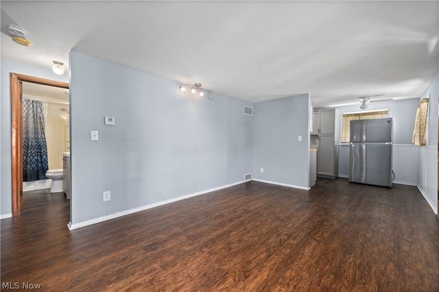 2886 Grant Street, Lorain, OH 44052