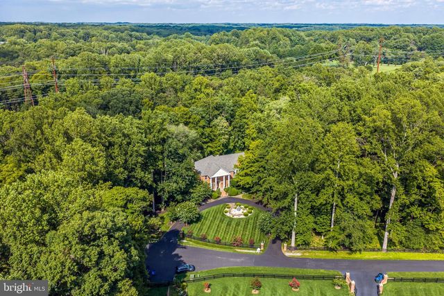 11540 QUAILWOOD MANOR DR, Fairfax Station, VA 22039