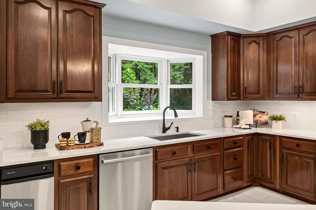 11540 QUAILWOOD MANOR DR, Fairfax Station, VA 22039
