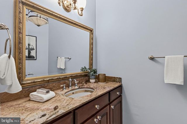 11540 QUAILWOOD MANOR DR, Fairfax Station, VA 22039