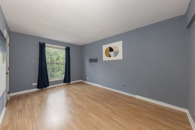 3242 Gresham Lane E Lane, Aurora, IL 60504