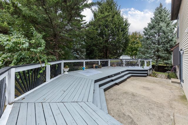 3242 Gresham Lane E Lane, Aurora, IL 60504