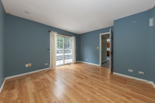 3242 Gresham Lane E Lane, Aurora, IL 60504
