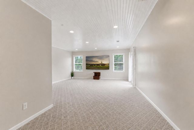 863 Mink Run Road, Frankfort, KY 40601