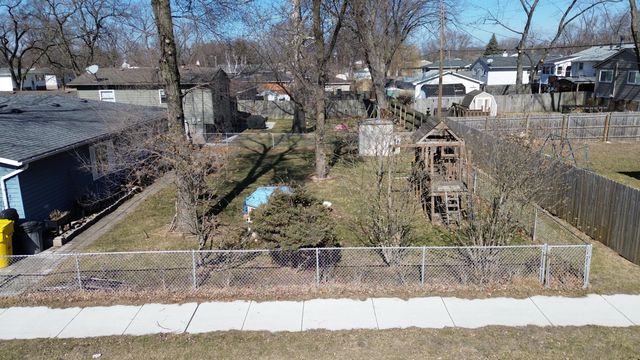 703 N Glenwood Avenue, Griffith, IN 46319