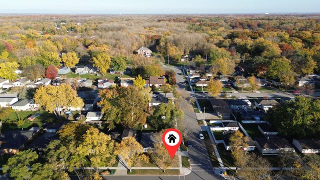 703 N Glenwood Avenue, Griffith, IN 46319