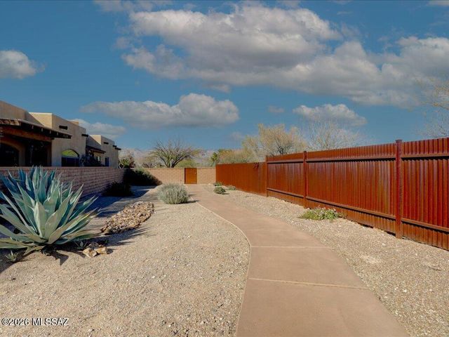 9537 E Ventaso Ci Circle E, Tucson, AZ 85715