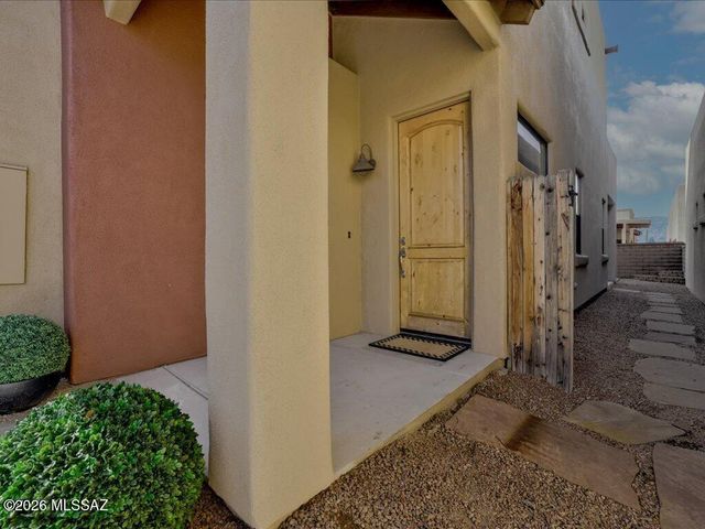 9537 E Ventaso Ci Circle E, Tucson, AZ 85715