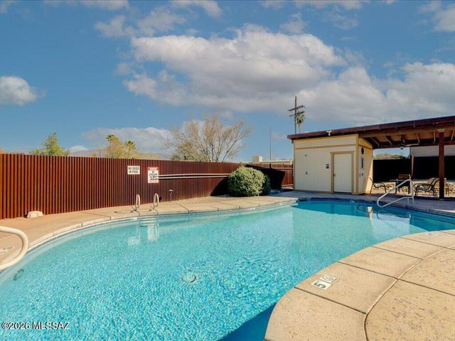 9537 E Ventaso Ci Circle E, Tucson, AZ 85715