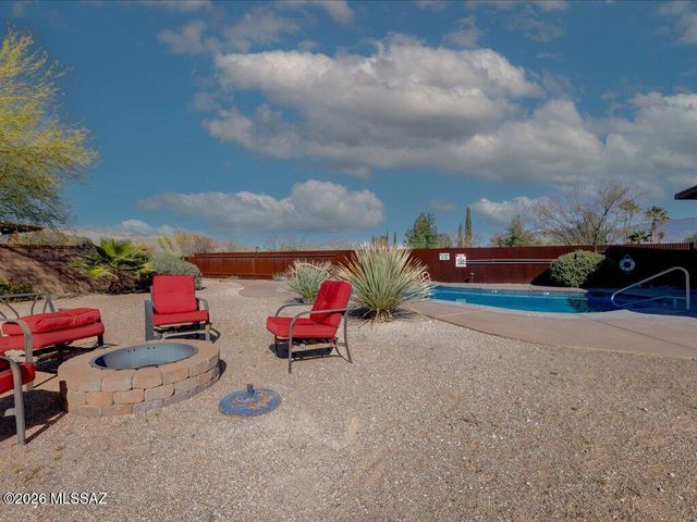 9537 E Ventaso Ci Circle E, Tucson, AZ 85715