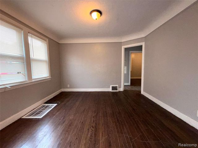 4522 Hereford Street, Detroit, MI 48224