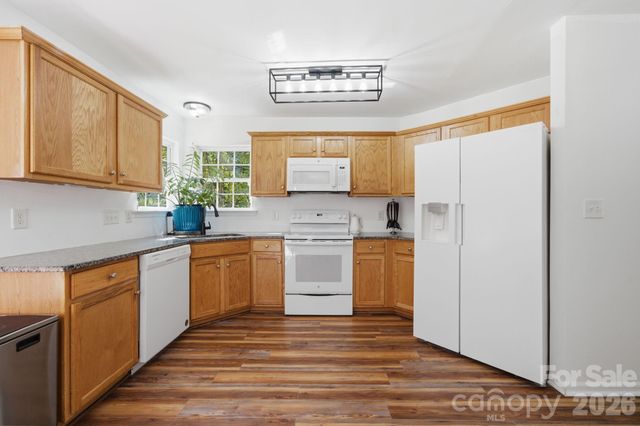 470 Fox Ridge Court, Stanley, NC 28164