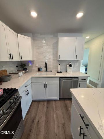 582 Holly Avenue, Oxnard, CA 93036