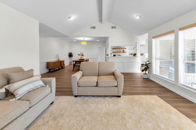 6603 Pauma Drive, Houston, TX 77069