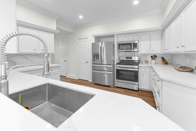 6603 Pauma Drive, Houston, TX 77069