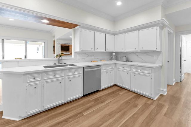 6603 Pauma Drive, Houston, TX 77069
