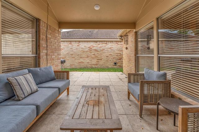 6603 Pauma Drive, Houston, TX 77069
