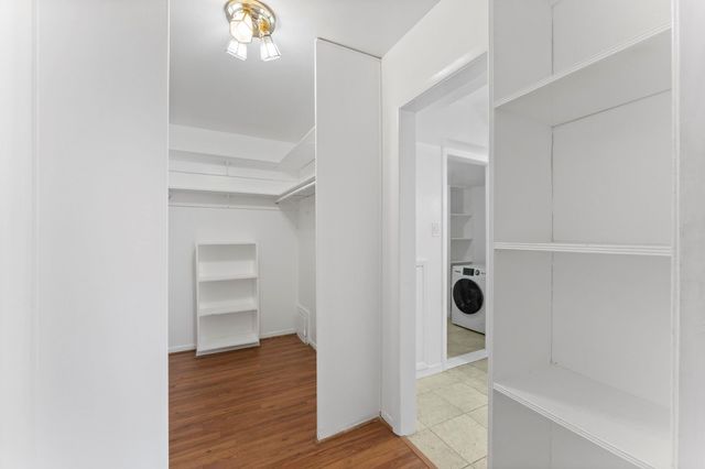 2824 Briarhurst Drive 14, Houston, TX 77057