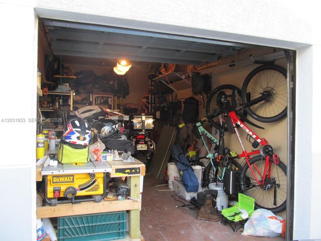 711 SW 148th Ave 402, Sunrise, FL 33325