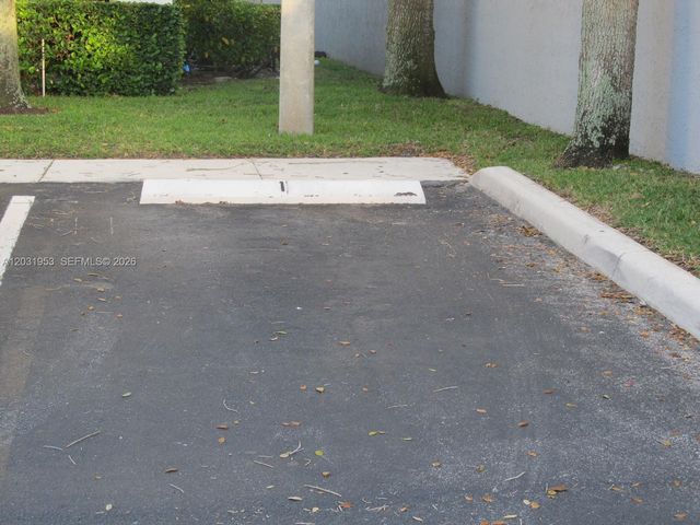 711 SW 148th Ave 402, Sunrise, FL 33325