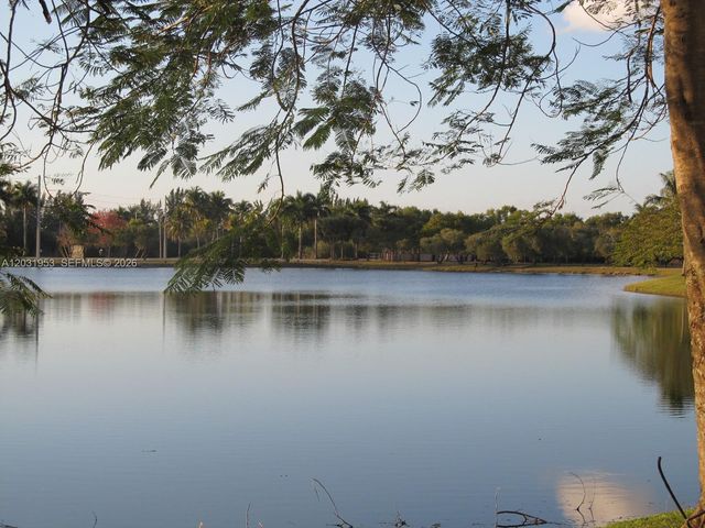 711 SW 148th Ave 402, Sunrise, FL 33325