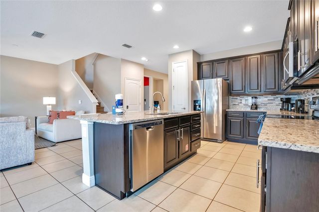 210 BURMA STREET, Kissimmee, FL 34747