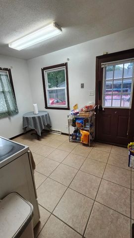 1105 Bundy Street, Des Moines, IA 50315