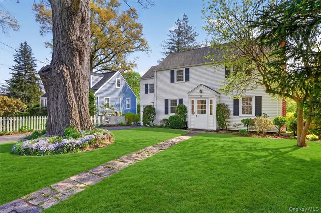 64 Beech Street W, White Plains, NY 10604