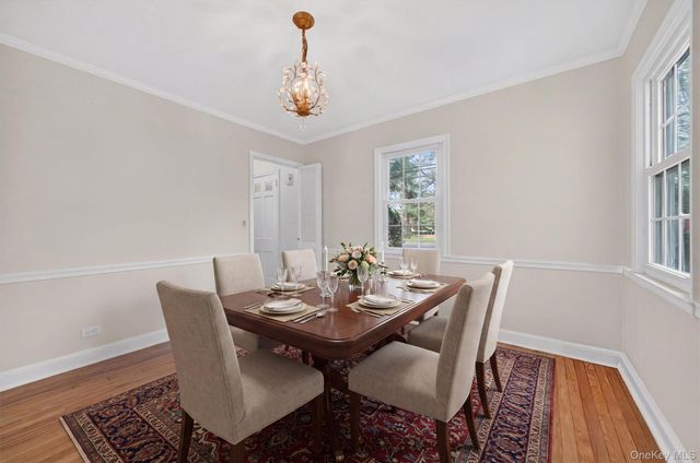 64 Beech Street W, White Plains, NY 10604
