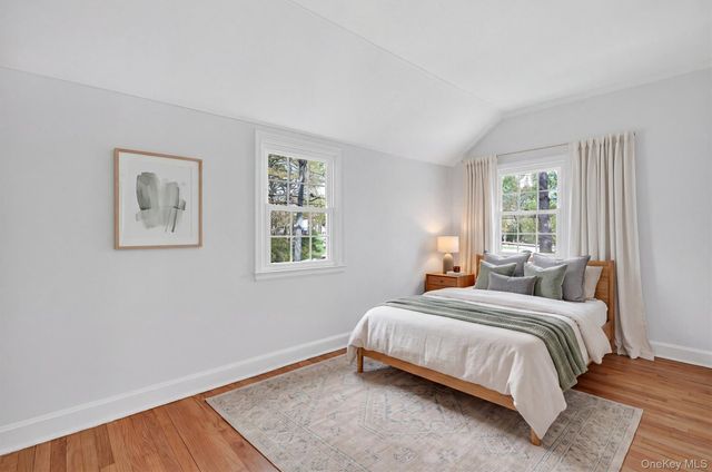64 Beech Street W, White Plains, NY 10604