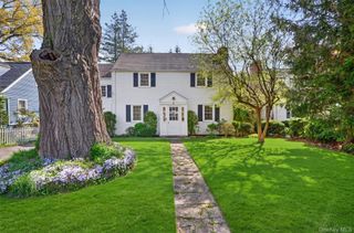 64 Beech Street W, White Plains, NY 10604