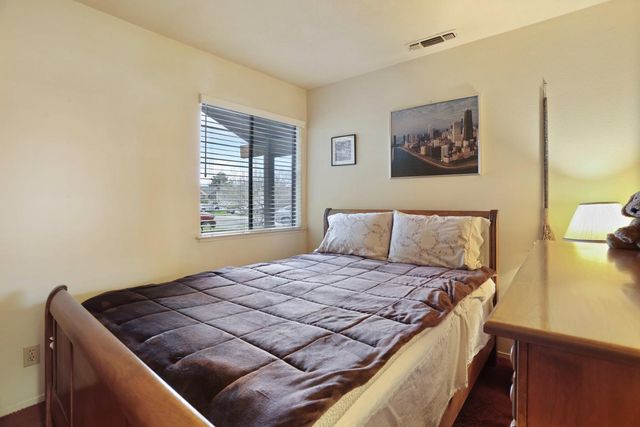 5071 Moss Creek Cir, Stockton, CA 95219